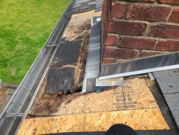 Damaged-Roof-Before-Repairs