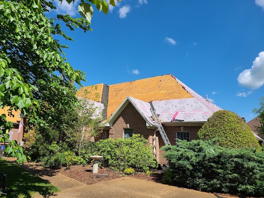 New-roof-descking-owens-corning-cover-paper